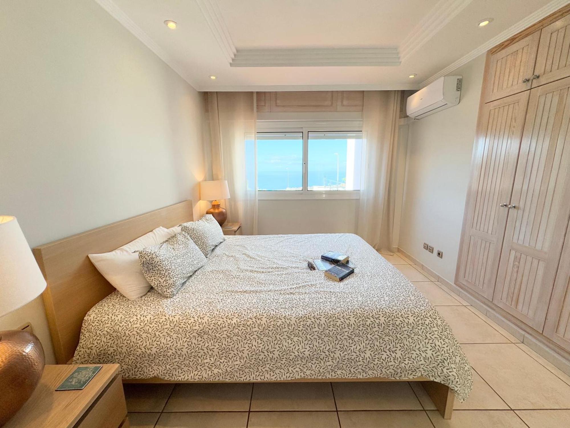Villa Amorio A Spacious Modern Getaway With A Private Heated Pool & Sea Views Costa Adeje Dış mekan fotoğraf